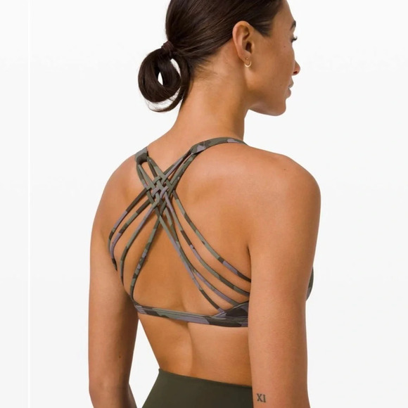 Lululemon Free to Be Bra
Wild *Light Support, A/B Cup - Heritage 365 Camo - Picture 2 of 8